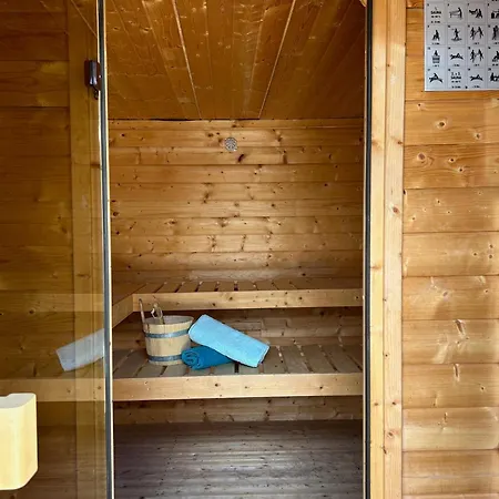 Andrea Mit Whirlpool Und Sauna بيت للعطل *