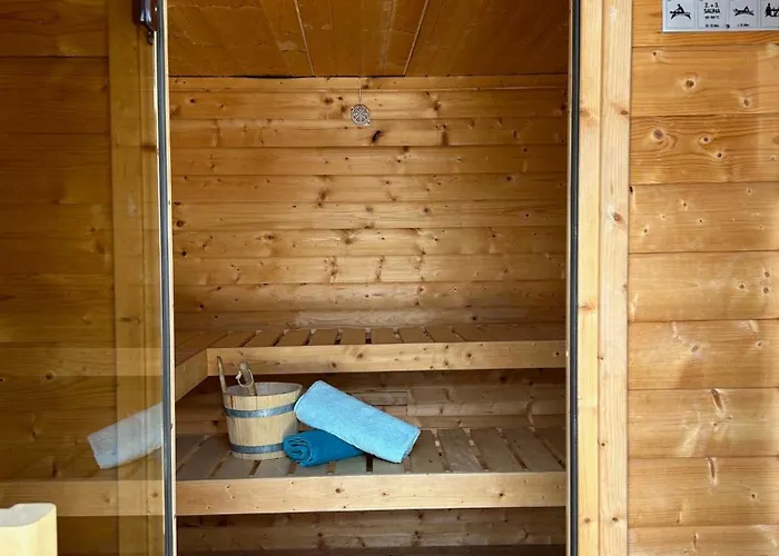 Andrea Mit Whirlpool Und Sauna 度假居 *